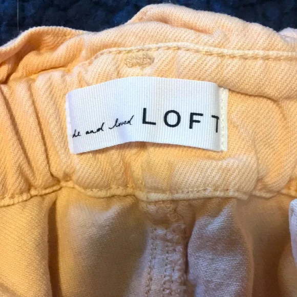 Ann Taylor LOFT Peach-Toned Paperbag Pull On Jeans Size M - Picture 5 of 5